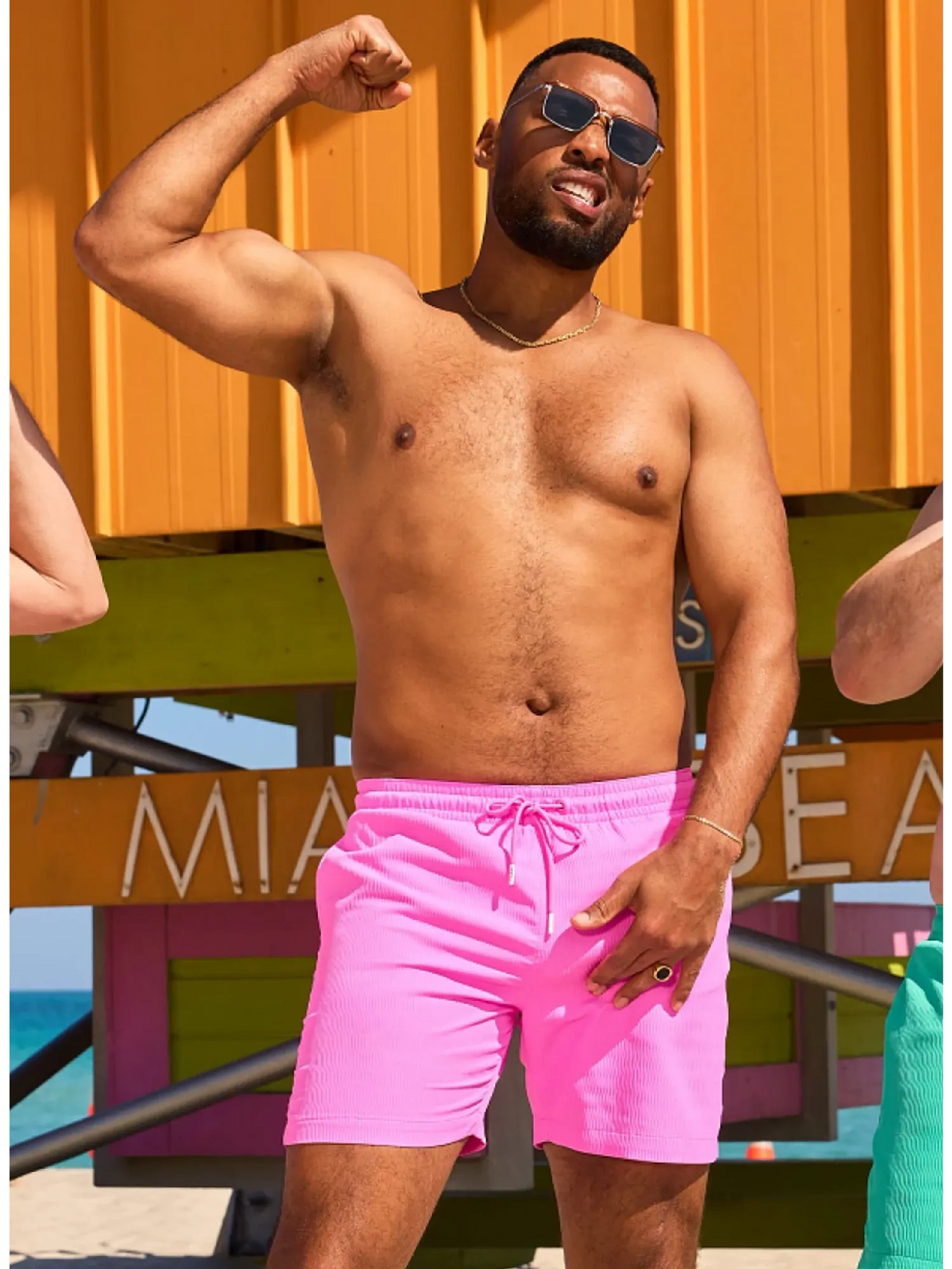 The Flamingo Fizzes 5.5" (Textured Lined Swim)