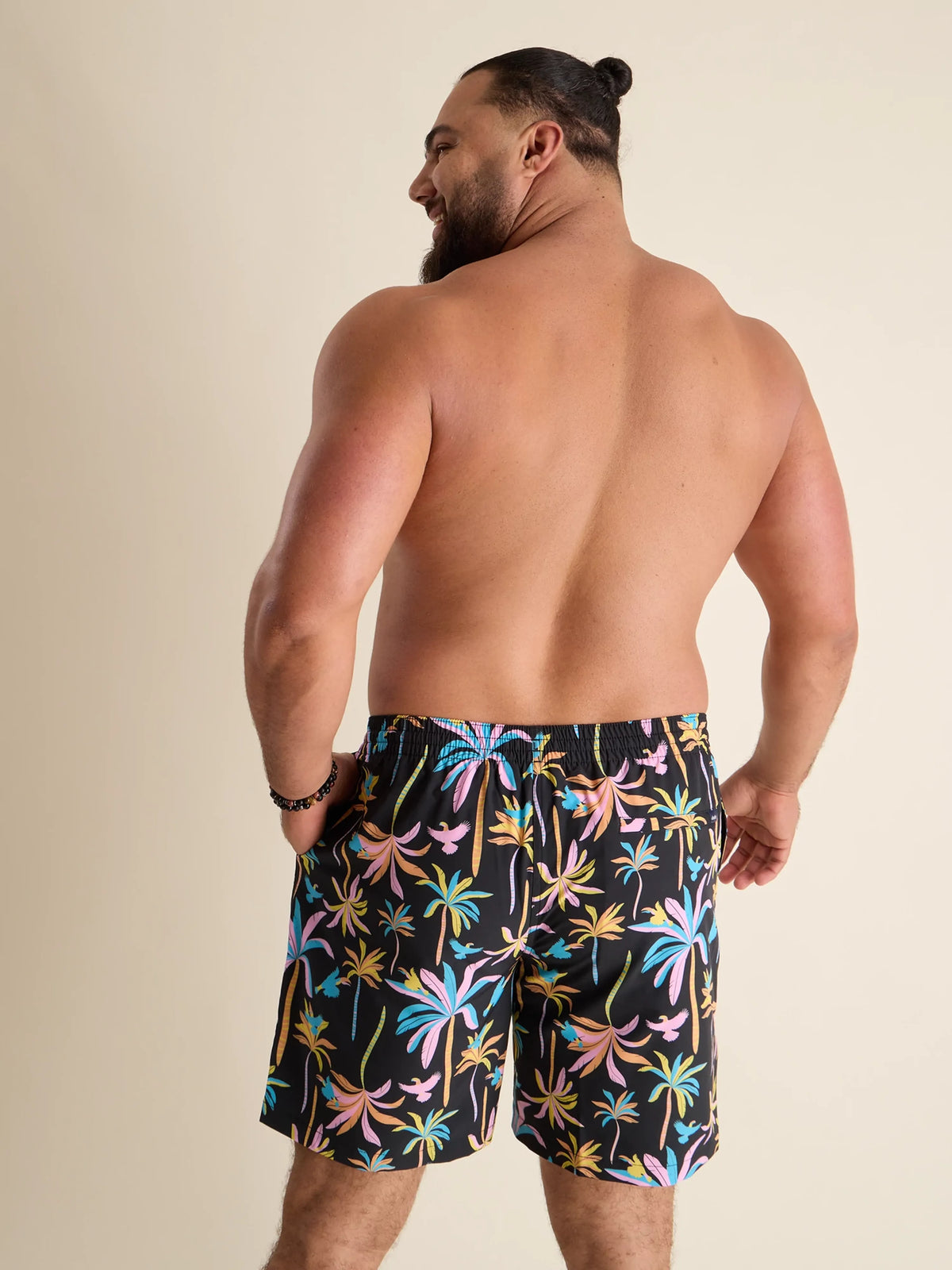 The Black Light Nights 7" (Classic Lined Swim Trunk)