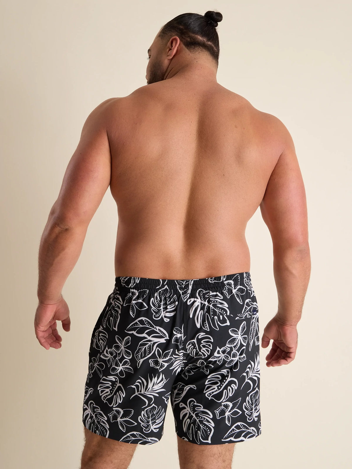The Briefly in Paradise 5.5" (Classic Swim Trunk)