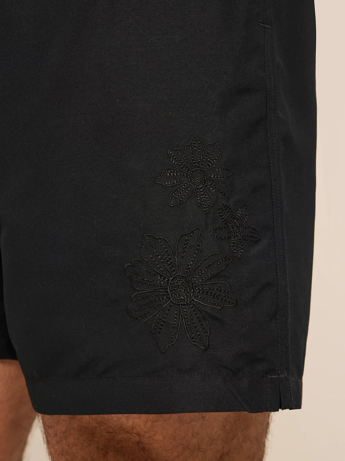 The Shadow Flora 5.5" (Rigid Swim Trunk)